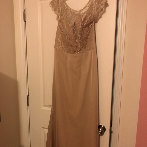 Bridesmaids / Formal gown - Picture 3 of 4